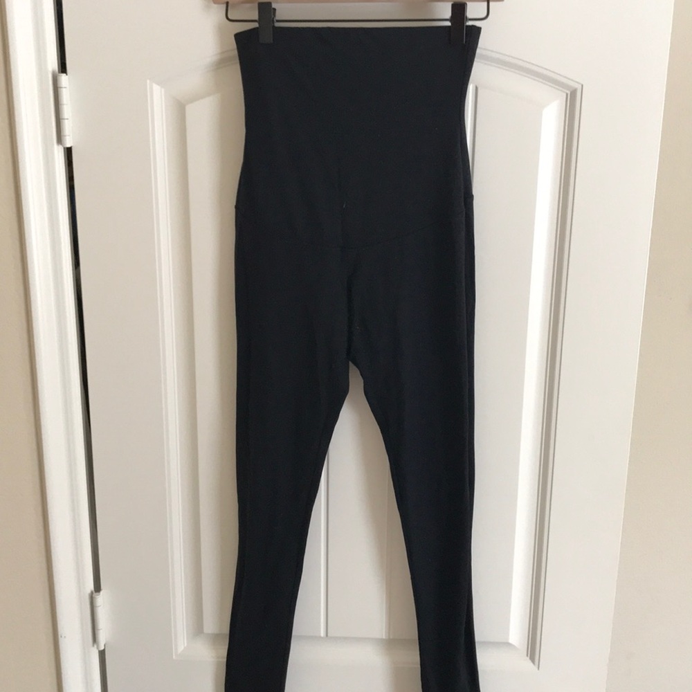 Jessica Simpson Post maternity leggings